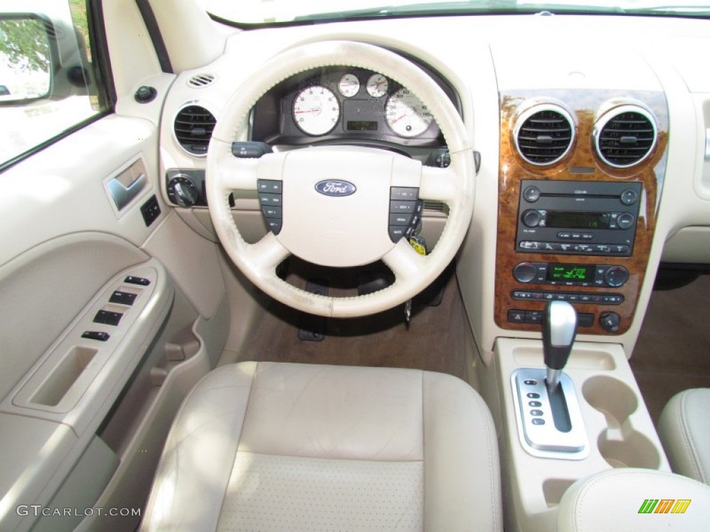 2006 Ford Freestyle Limited Pebble Beige Dashboard Photo #53208332