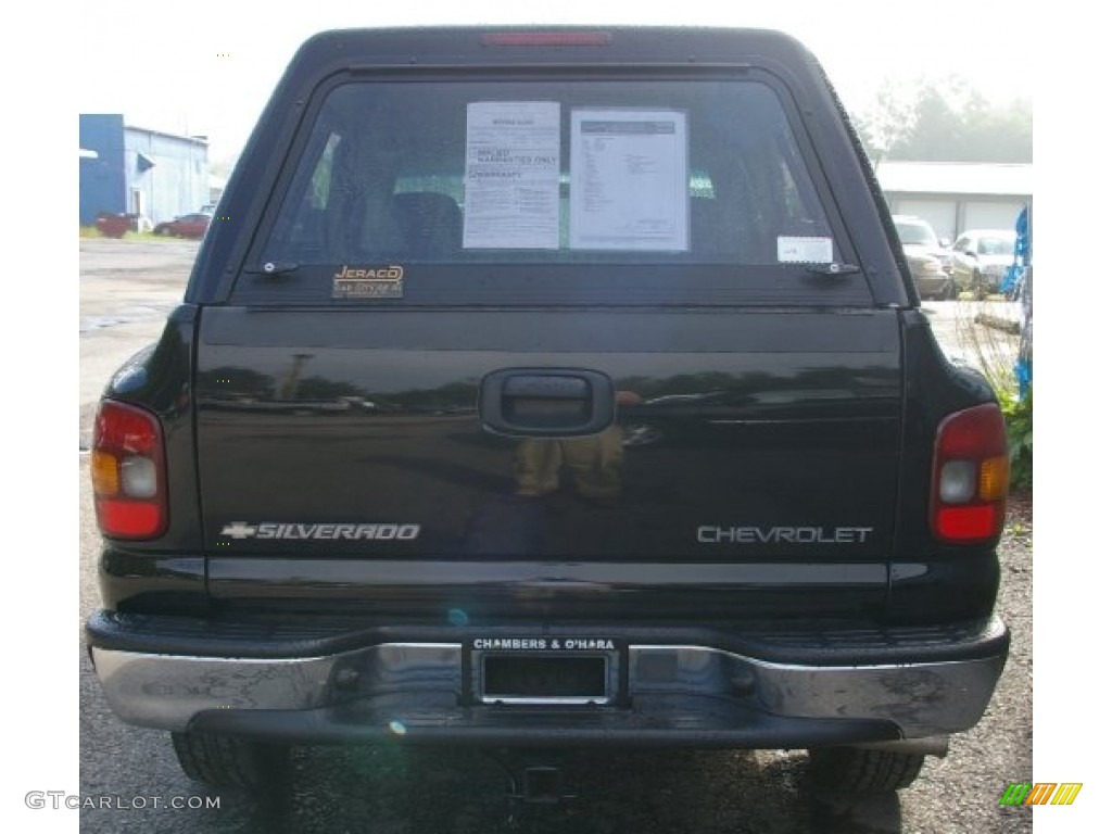 2002 Silverado 1500 LS Regular Cab 4x4 - Onyx Black / Graphite Gray photo #6