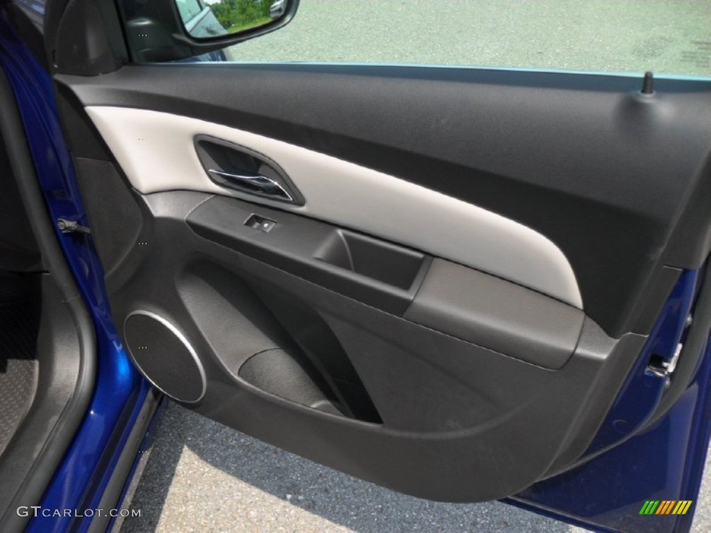 2012 Chevrolet Cruze Eco Medium Titanium Door Panel Photo #53211785