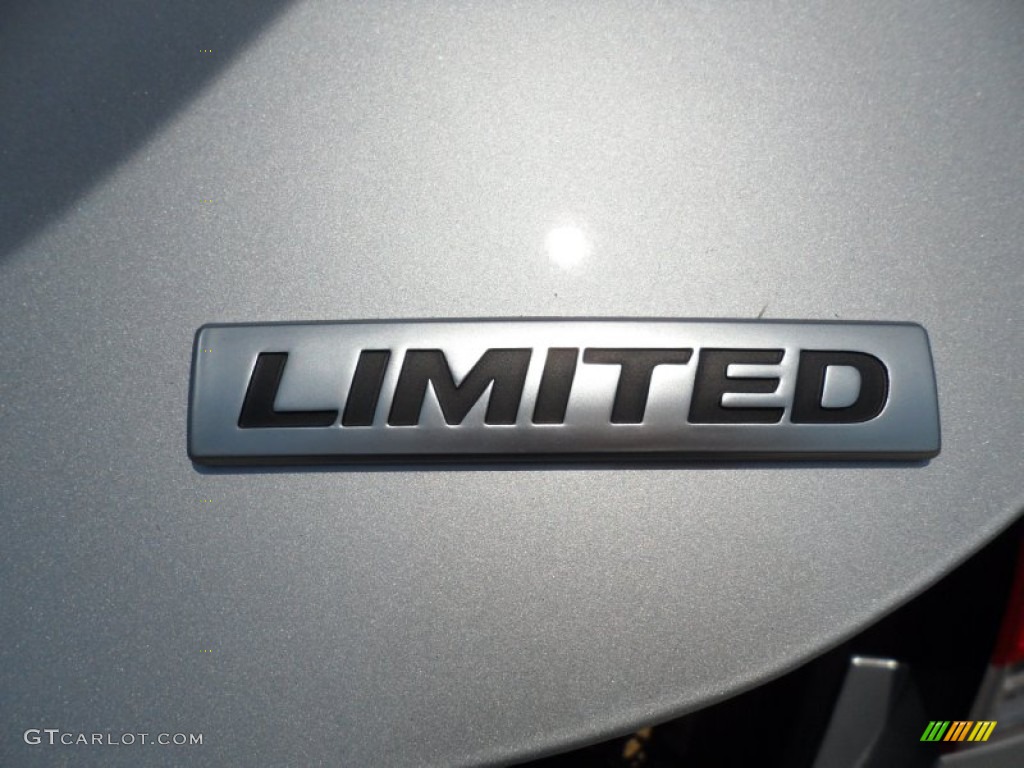 2012 Elantra Limited - Silver / Gray photo #16