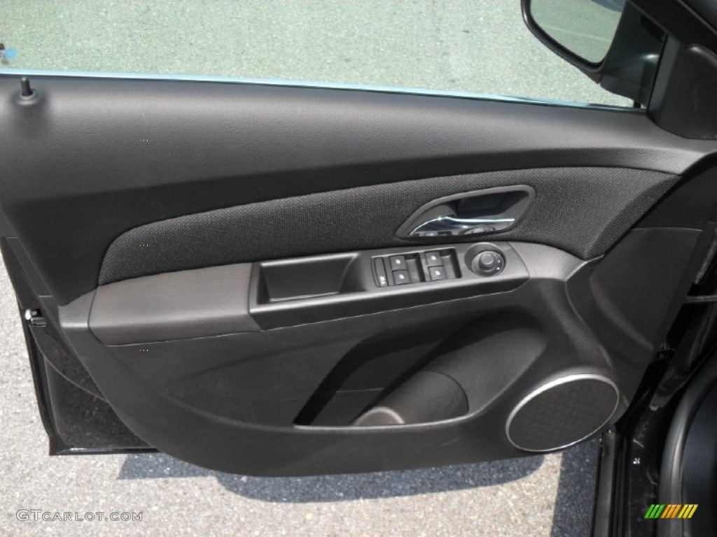 2012 Chevrolet Cruze LT Jet Black Door Panel Photo #53213099
