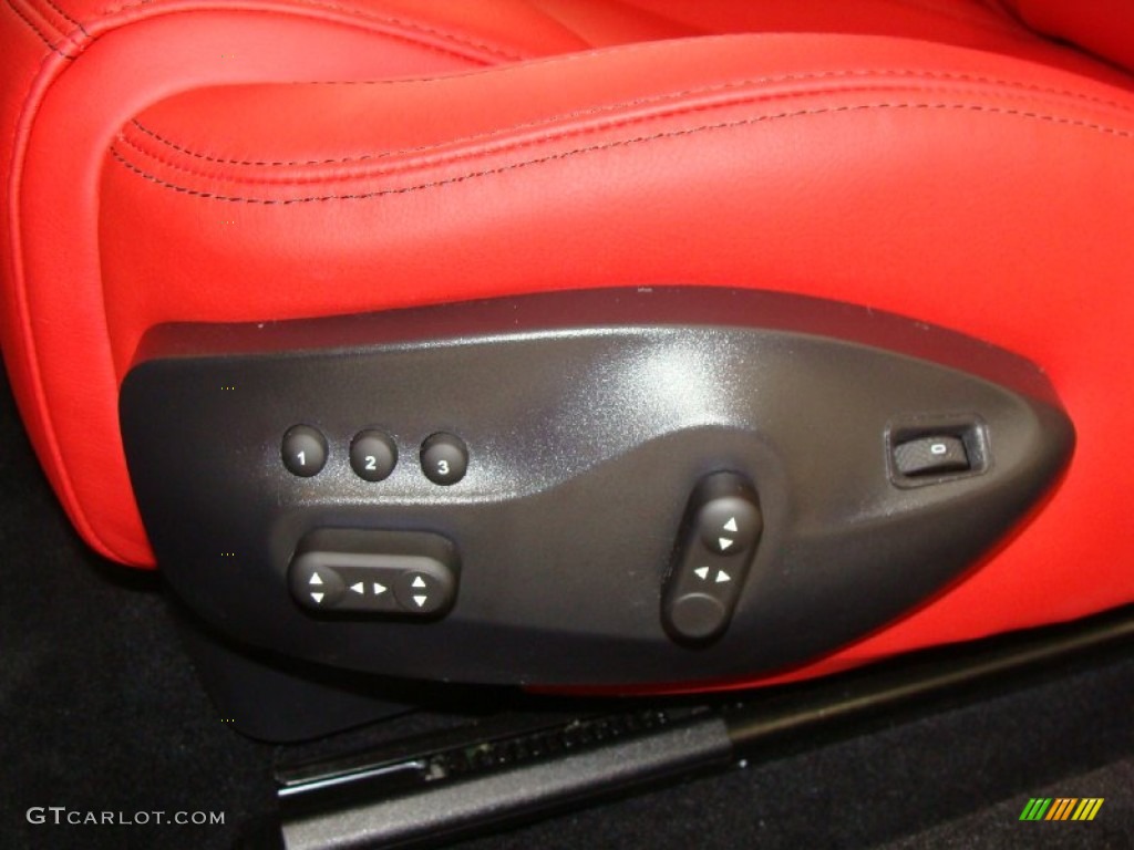 2012 Maserati GranTurismo MC Coupe Controls Photo #53213201