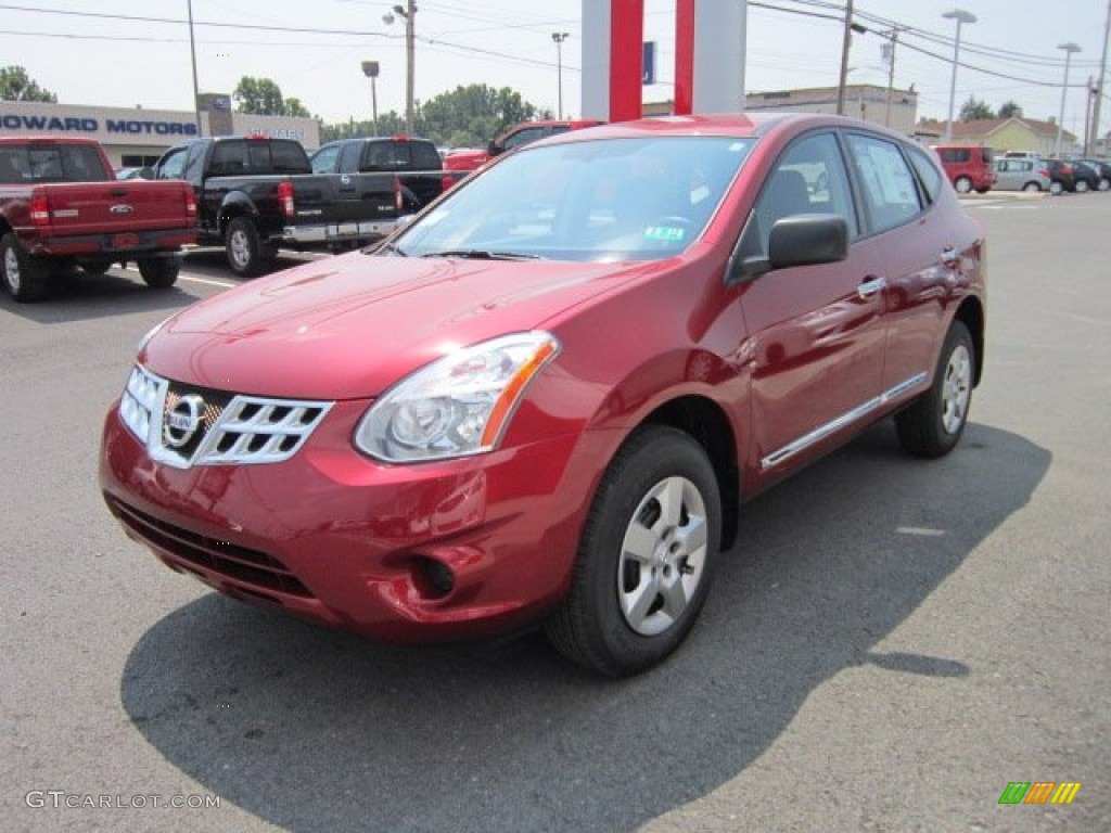 2011 Rogue S AWD - Cayenne Red / Black photo #3