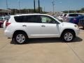 Super White - RAV4 4WD Photo No. 4