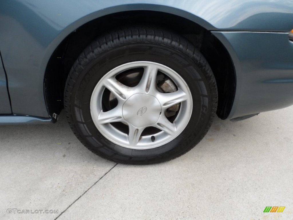 2001 Oldsmobile Alero GL Sedan Wheel Photo #53216866