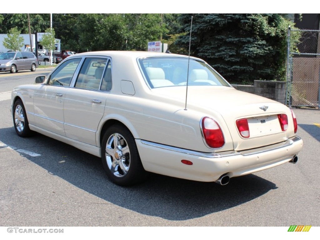 Arctica 2004 Bentley Arnage R Exterior Photo #53217092