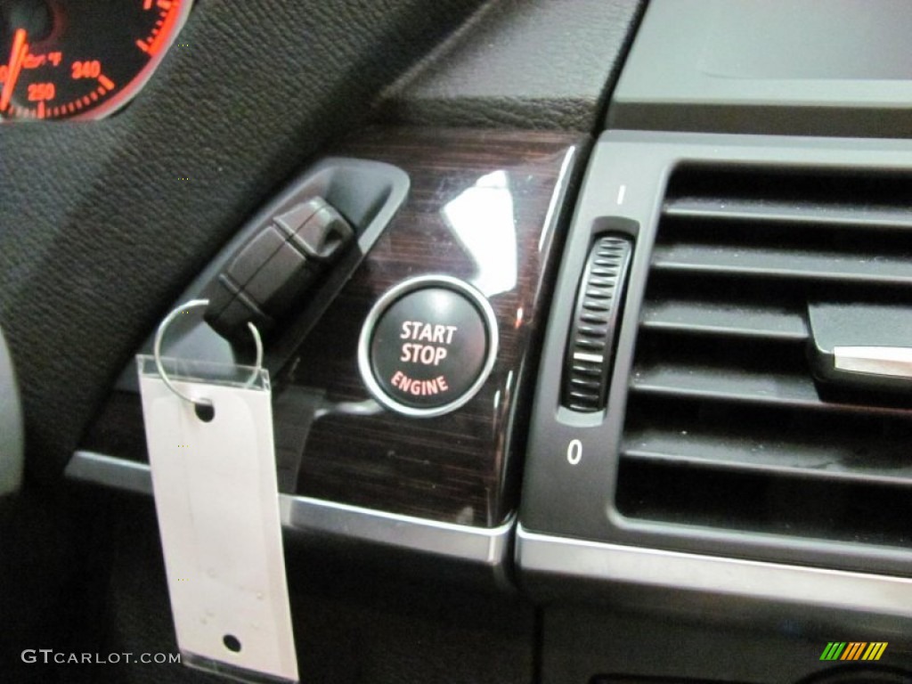 2011 BMW X6 xDrive35i Controls Photo #53218895