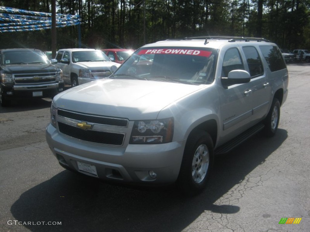 2010 Suburban LT - Sheer Silver Metallic / Light Titanium/Dark Titanium photo #1