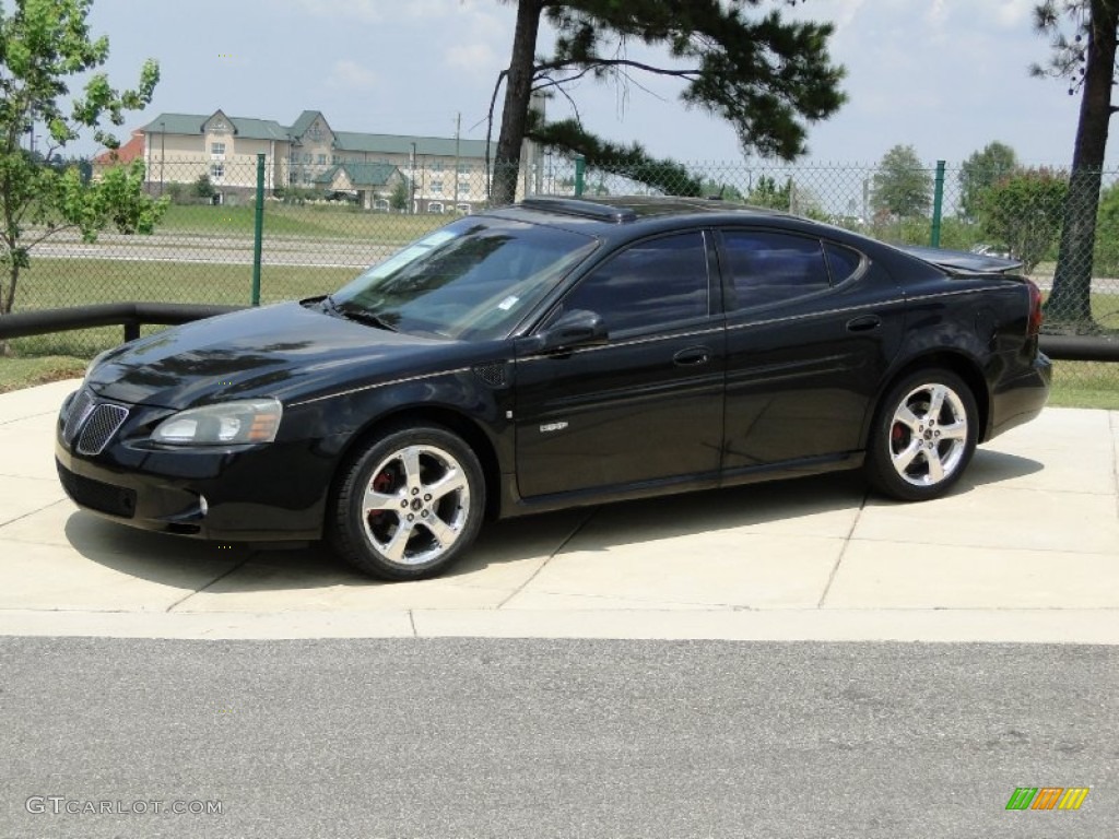 2006 Grand Prix GXP Sedan - Black / Ebony photo #9