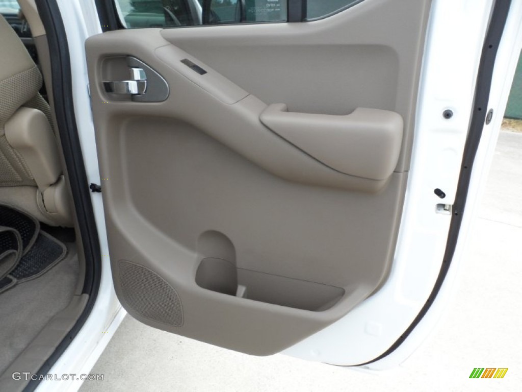 2008 Nissan Frontier SE Crew Cab Beige Door Panel Photo #53220575