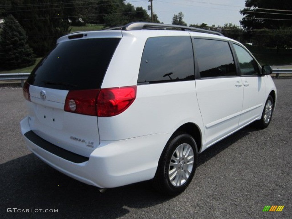 2010 Sienna LE AWD - Super White / Taupe photo #7