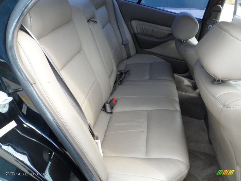Beige Interior 1996 Toyota Camry LE Sedan Photo #53222612