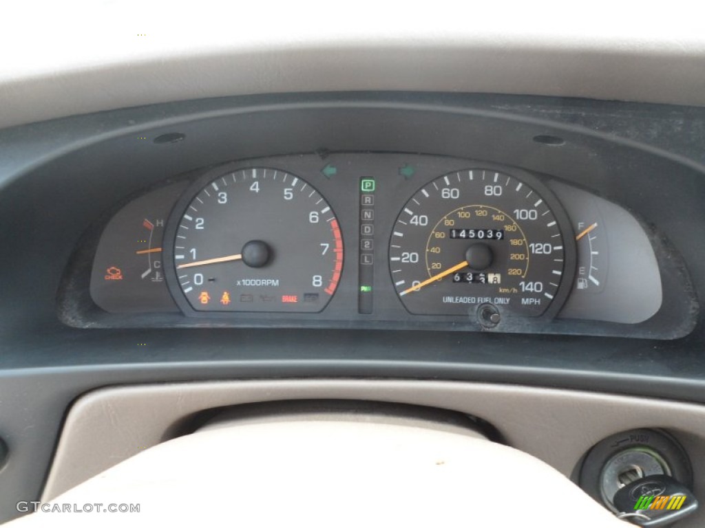 1996 Toyota Camry LE Sedan Gauges Photos