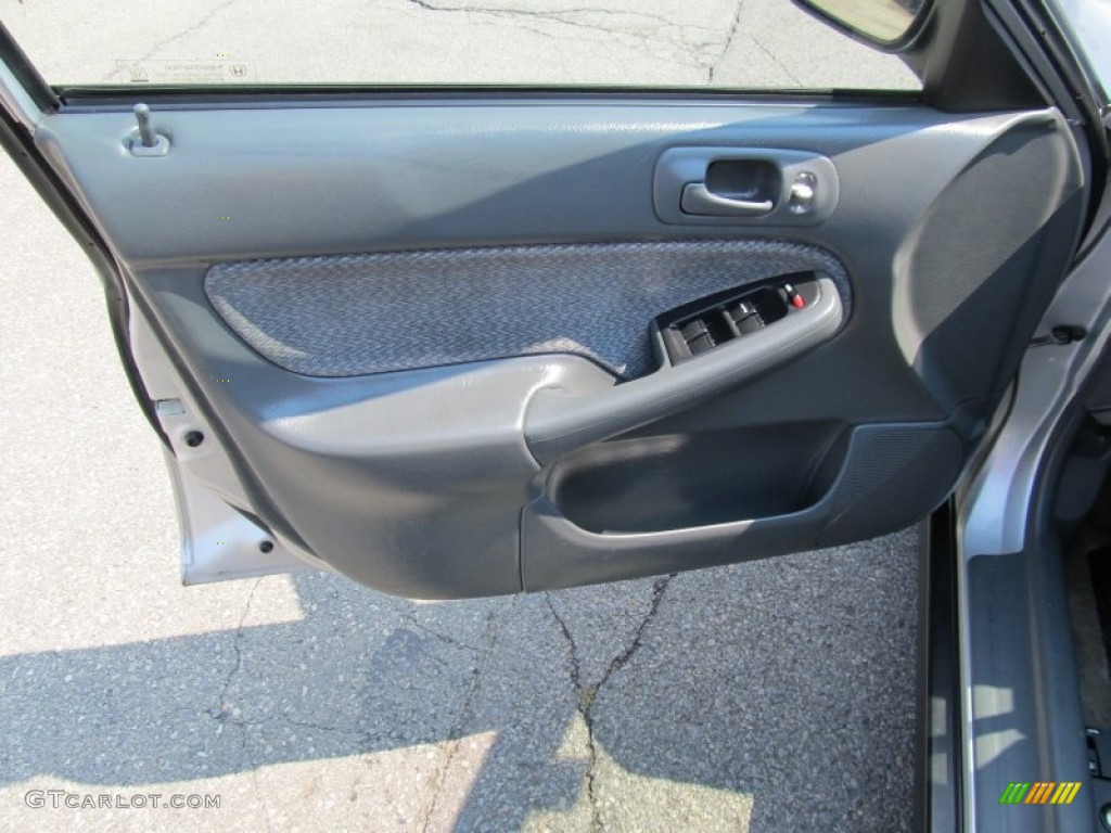 1999 Civic LX Sedan - Vogue Silver Metallic / Gray photo #10