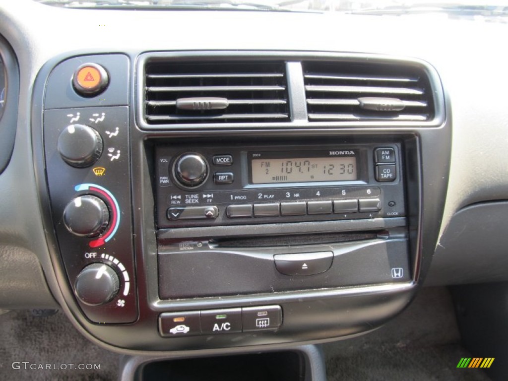 1999 Civic LX Sedan - Vogue Silver Metallic / Gray photo #16