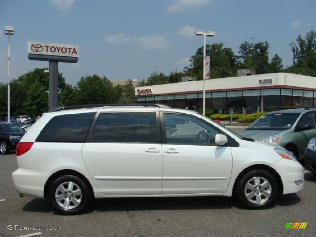 2008 Sienna XLE - Arctic Frost Pearl / Stone photo #1