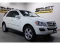Arctic White - ML 350 4Matic Photo No. 3