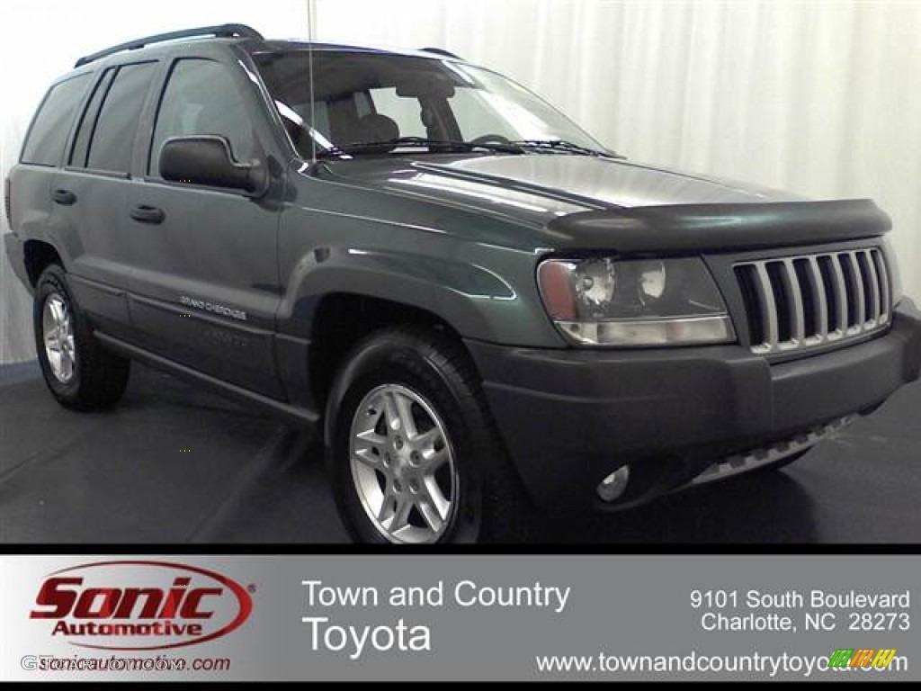 2004 Grand Cherokee Laredo - Deep Beryl Green Pearl / Dark Slate Gray photo #1