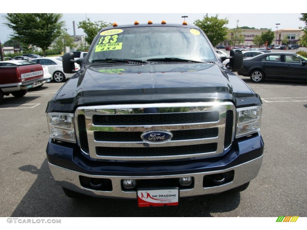 2005 F350 Super Duty FX4 SuperCab 4x4 - True Blue Metallic / Medium Flint photo #2