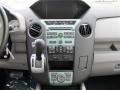 2011 Honda Pilot EX-L controls