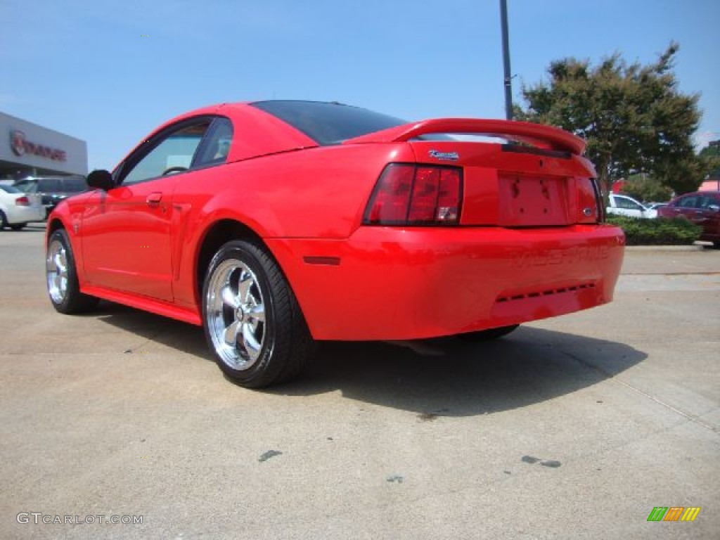 2000 Mustang V6 Coupe - Performance Red / Medium Parchment photo #3