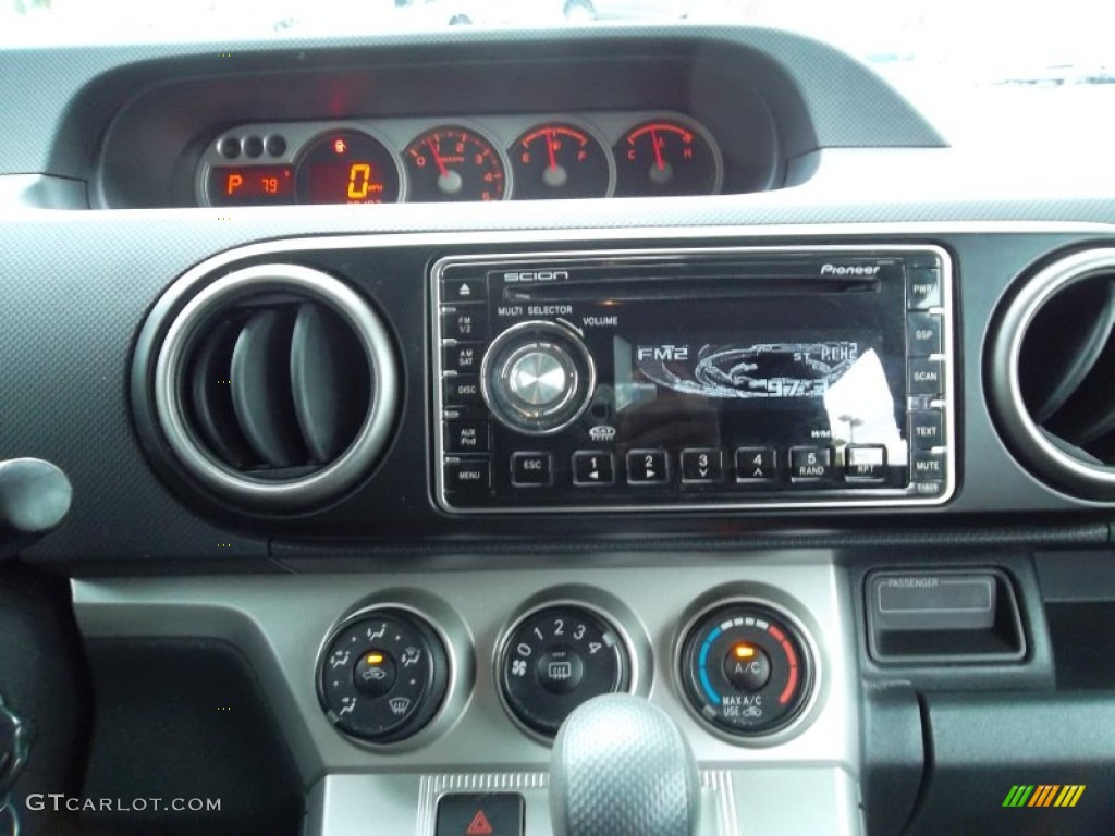 2008 Scion xB Standard xB Model Audio System Photo #53235054