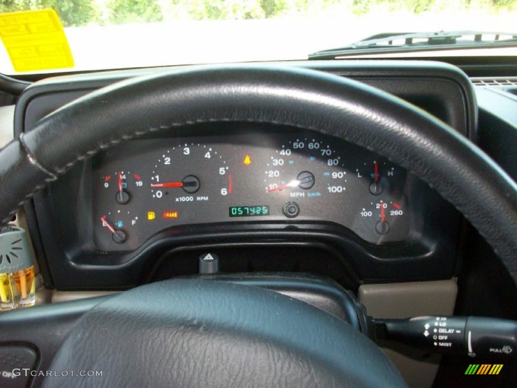 2006 Wrangler X 4x4 - Light Khaki Metallic / Khaki photo #14