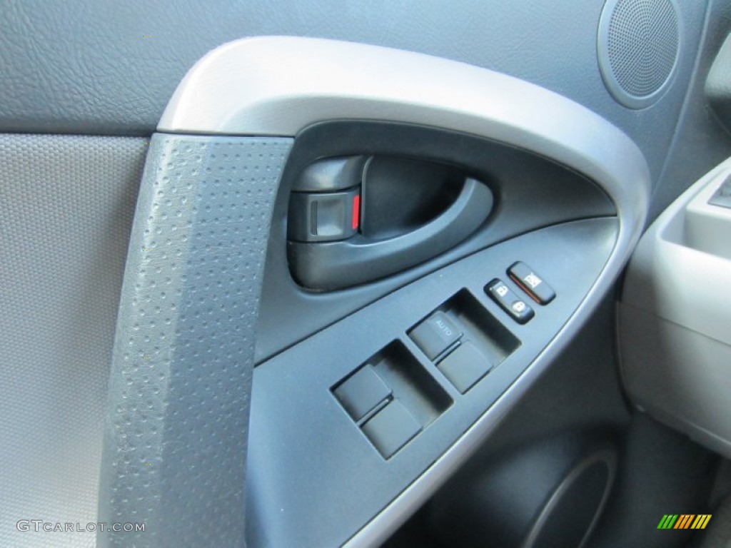 2008 RAV4 I4 - Black / Ash photo #22