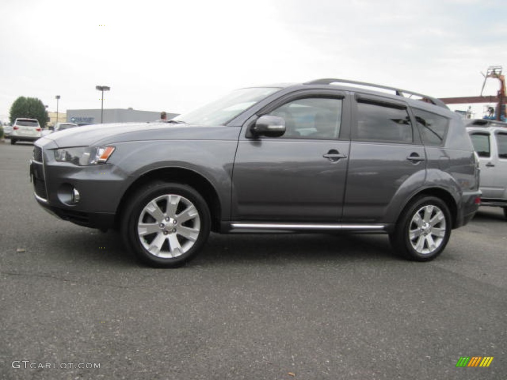 2010 Outlander SE 4WD - Graphite Gray Pearl / Black photo #1