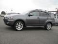 2010 Graphite Gray Pearl Mitsubishi Outlander SE 4WD  photo #1