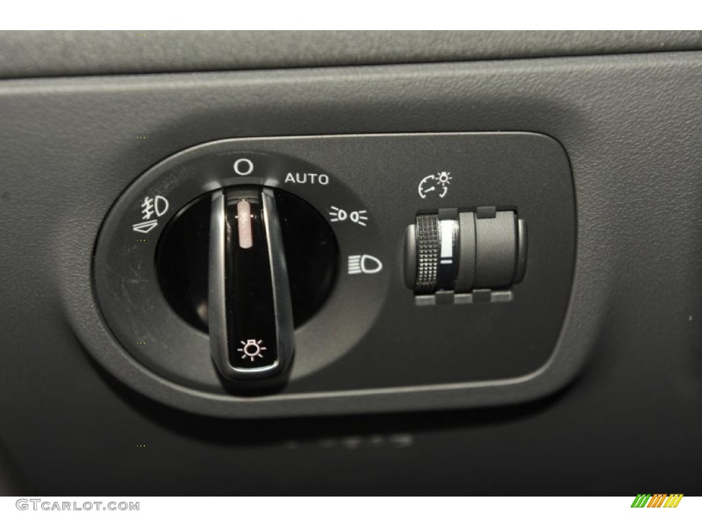 2012 Audi TT 2.0T quattro Roadster Controls Photo #53241087