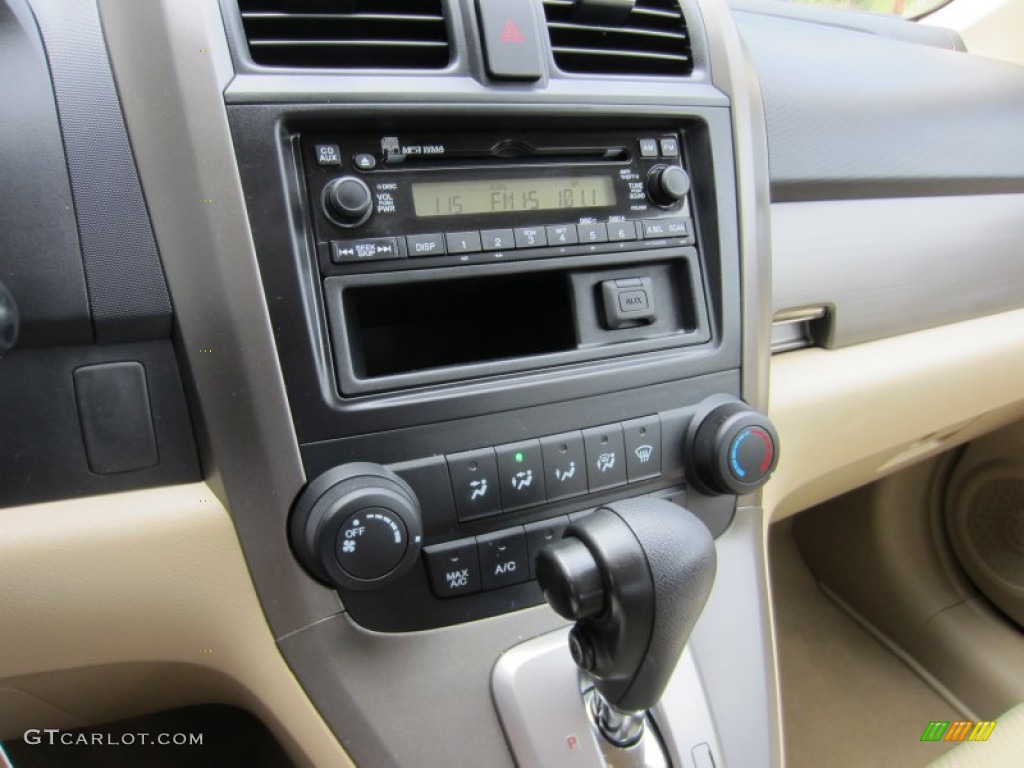 2009 CR-V LX 4WD - Green Tea Metallic / Ivory photo #23