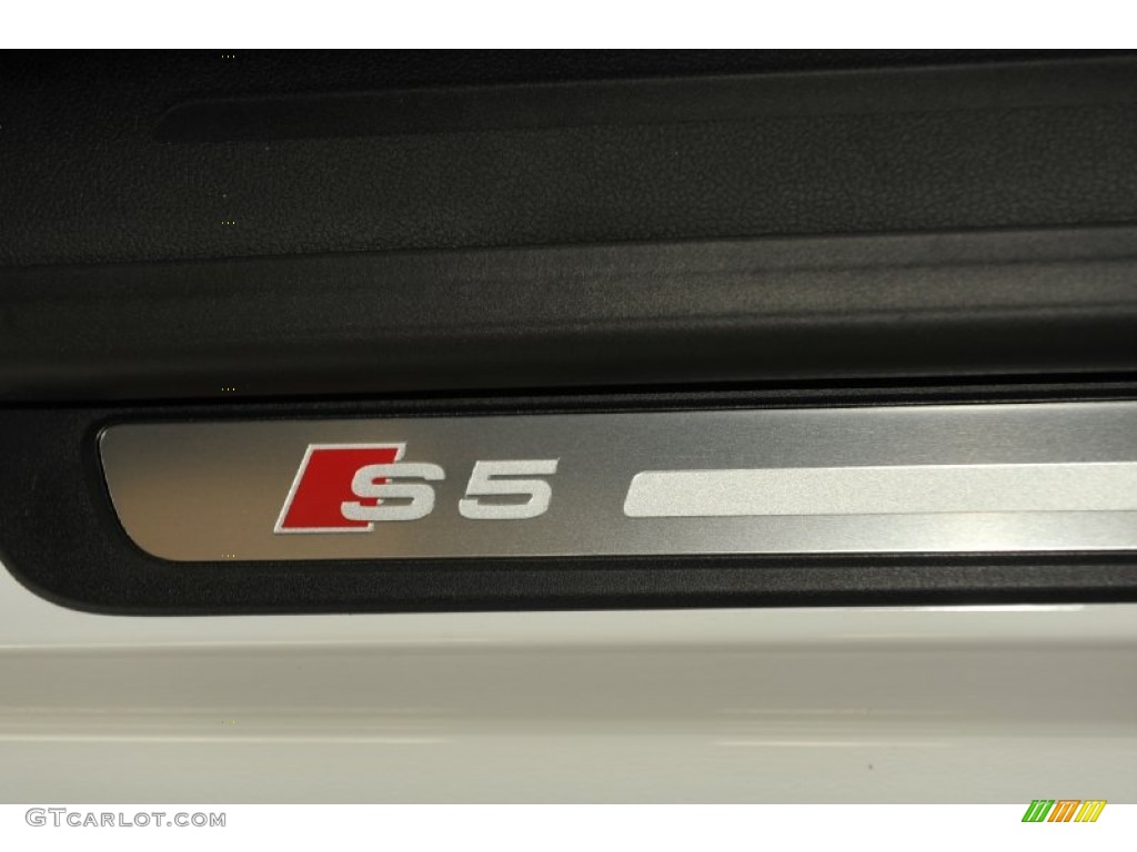 2012 S5 4.2 FSI quattro Coupe - Ibis White / Black photo #37