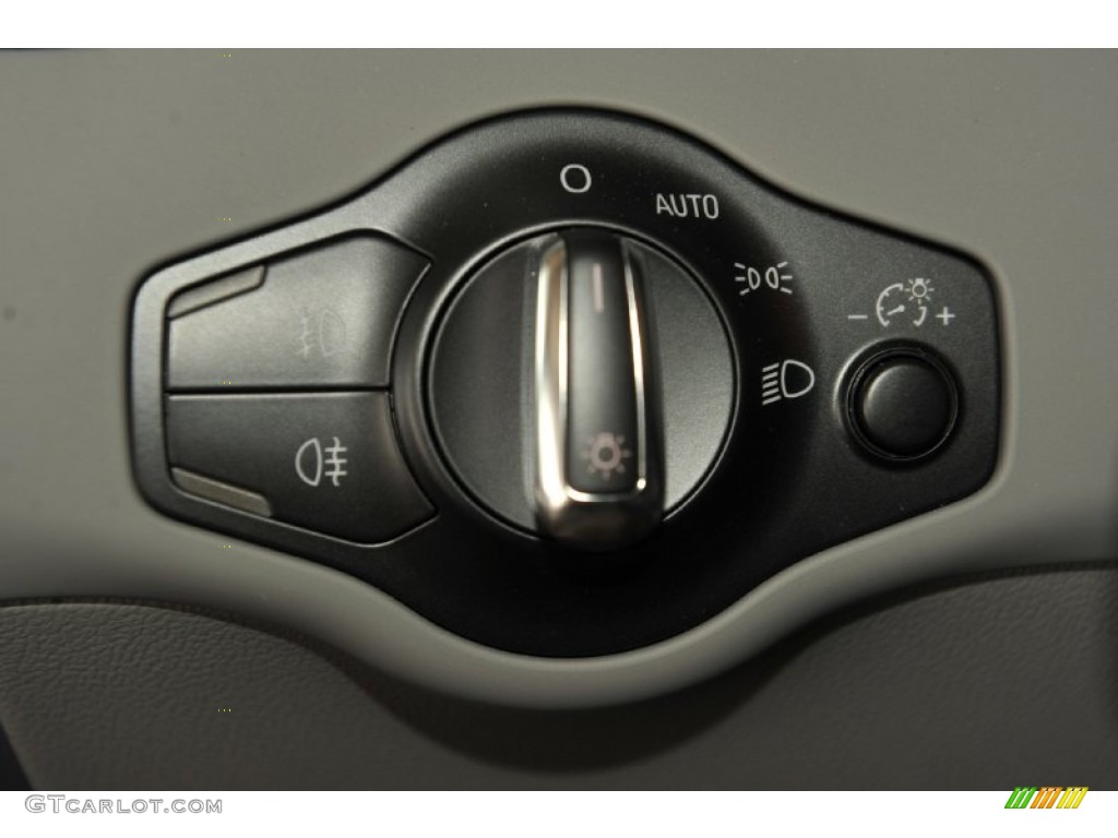 2012 Audi A4 2.0T quattro Sedan Controls Photo #53241753