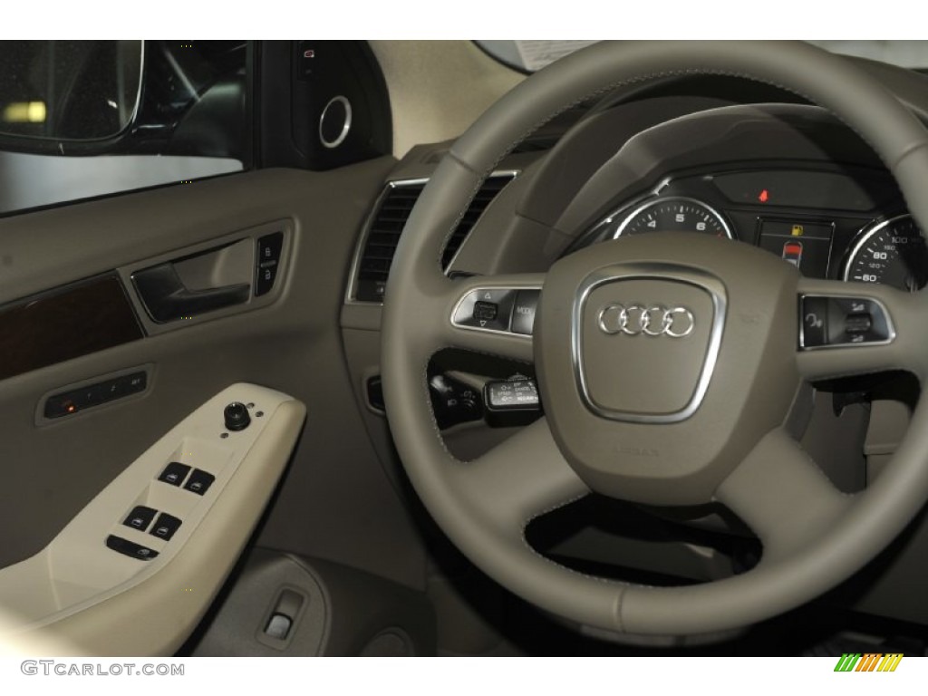 2012 Audi Q5 3.2 FSI quattro Cardamom Beige Steering Wheel Photo #53242146