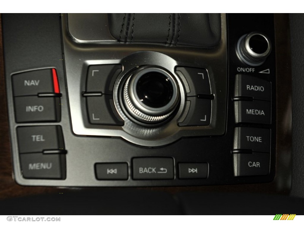 2012 Audi Q7 3.0 TDI quattro Controls Photo #53242362