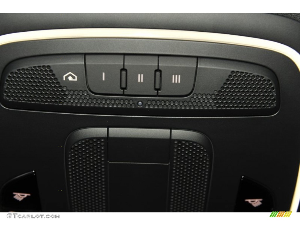 2012 Audi A8 4.2 quattro Controls Photo #53242929