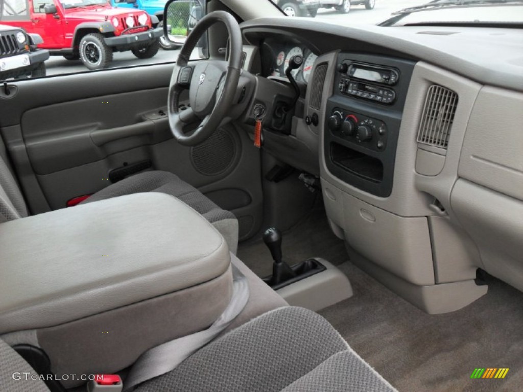 2004 Ram 1500 SLT Quad Cab 4x4 - Light Almond Pearl / Taupe photo #20