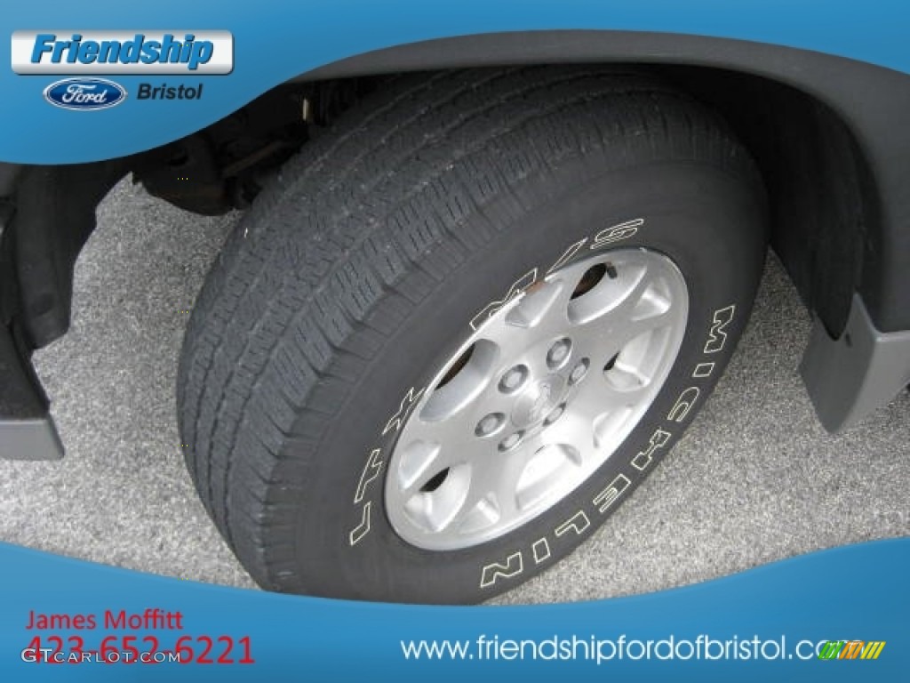 2003 Suburban 1500 Z71 4x4 - Black / Gray/Dark Charcoal photo #9