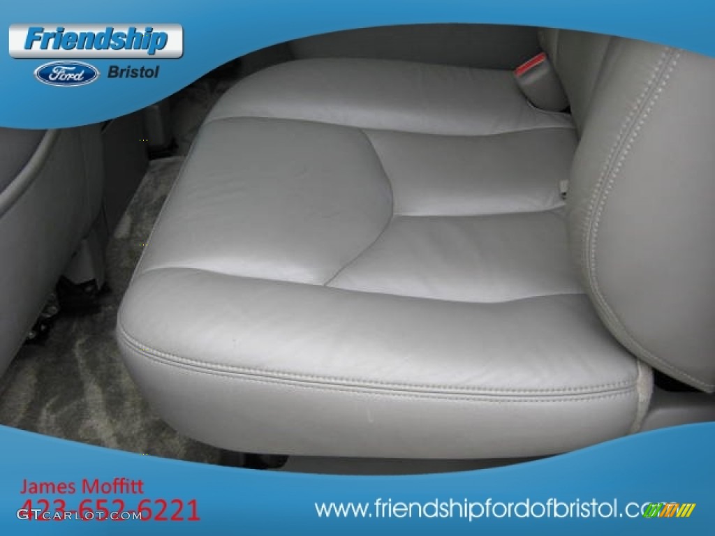 2003 Suburban 1500 Z71 4x4 - Black / Gray/Dark Charcoal photo #17