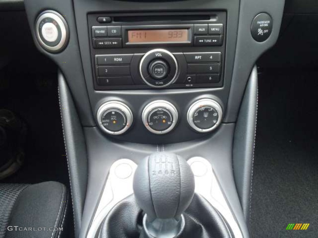 2011 Nissan 370Z Sport Coupe Audio System Photo #53248087