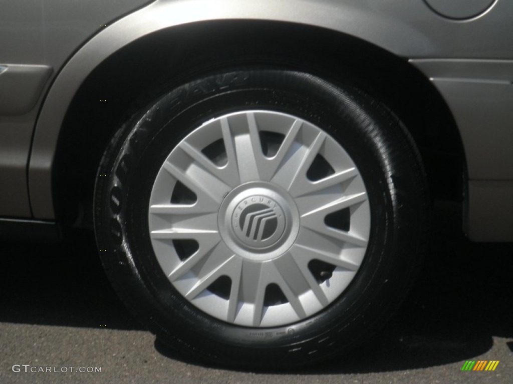 2004 Grand Marquis GS - Arizona Beige Metallic / Medium Parchment photo #13