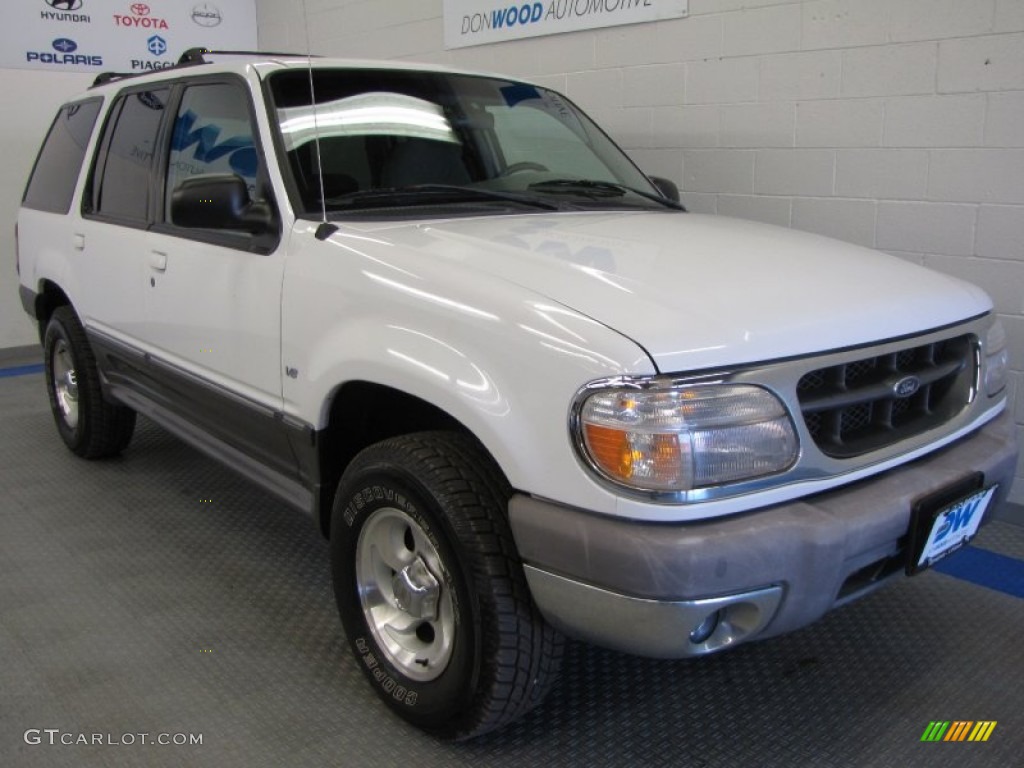 1999 Explorer XLT 4x4 - Oxford White / Medium Graphite Grey photo #1