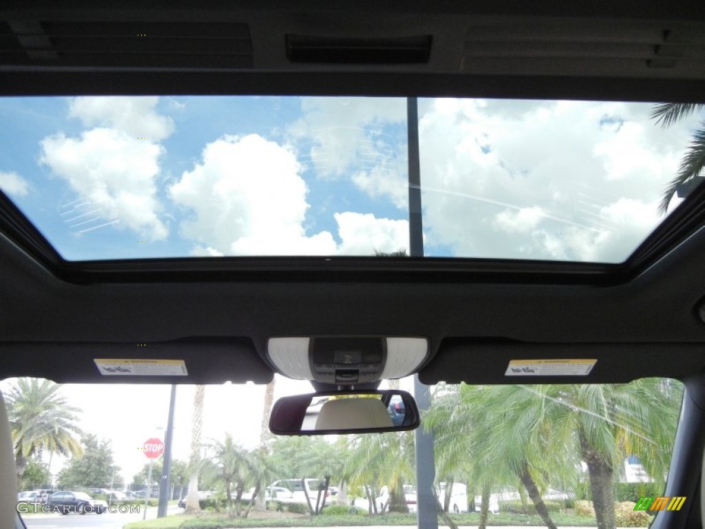 2010 Mercedes-Benz E 550 Sedan Sunroof Photos
