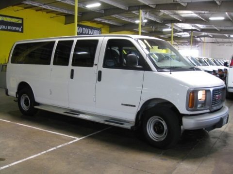 2001 GMC Savana Van 3500 SLE Passenger Data, Info and Specs