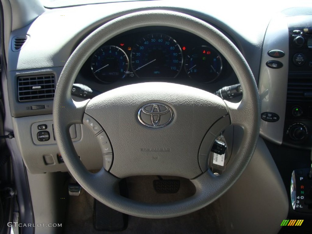 2009 Toyota Sienna LE AWD Steering Wheel Photos