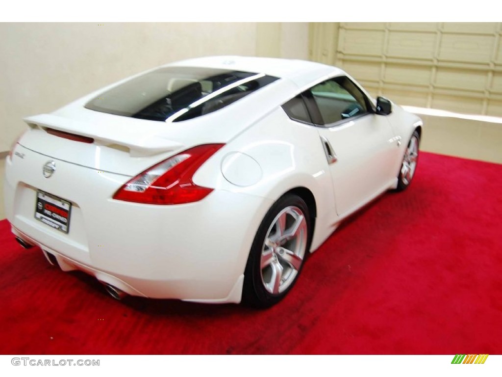 2010 370Z Touring Coupe - Pearl White / Black Leather photo #6