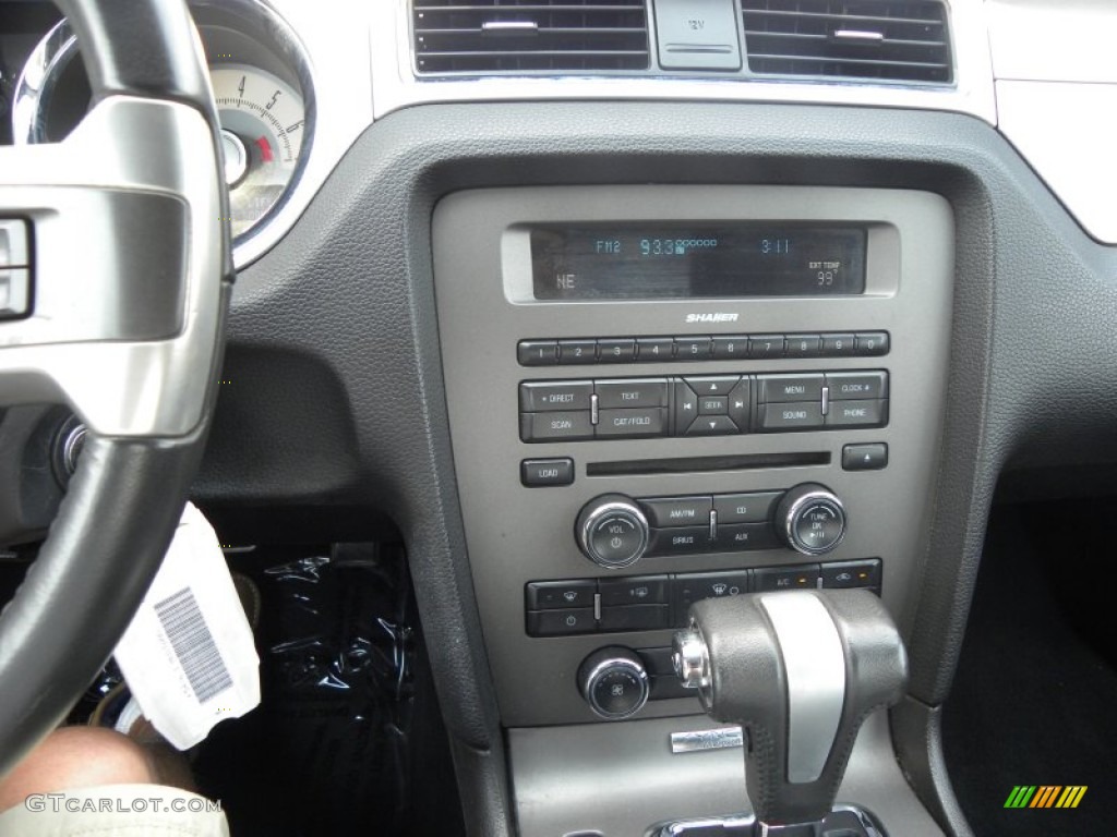 2010 Ford Mustang V6 Premium Convertible Controls Photo #53262088