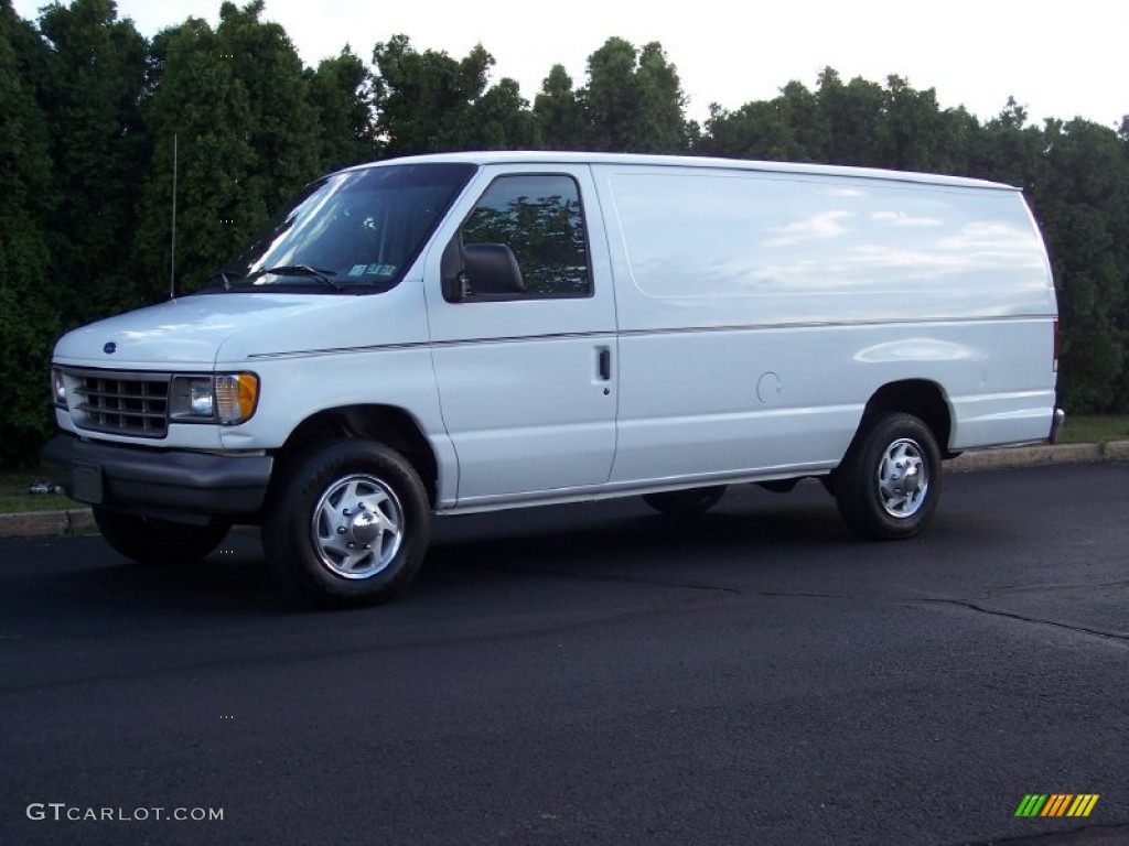 1996 E Series Van E250 Commercial Extended - Oxford White / Medium Gray photo #1