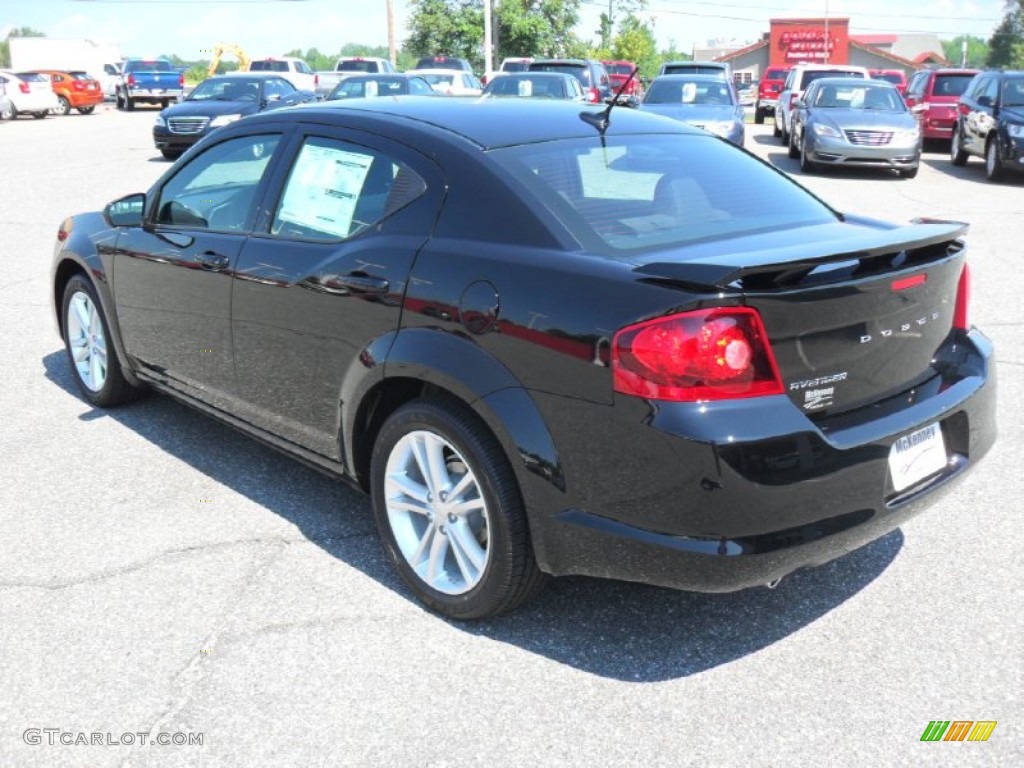 2011 Avenger Mainstreet - Black / Black/Red photo #3